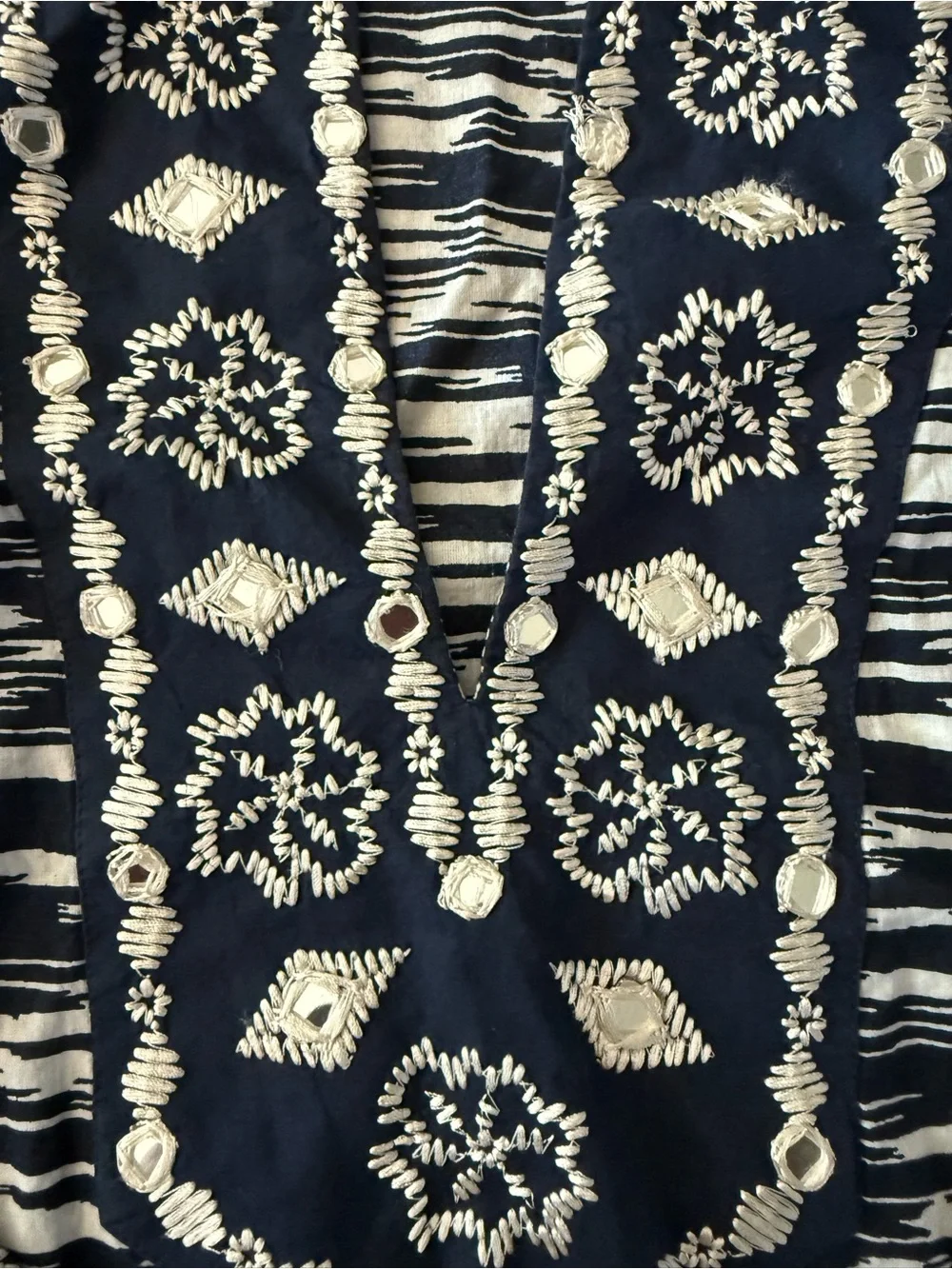 Tory Burch Navy Ikat Tunic Blouse Shisha Mirror Embellished Size 2 Space dye